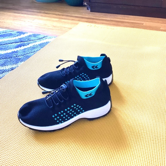 Omega Walk Shoes - Omega Walk Sneakers